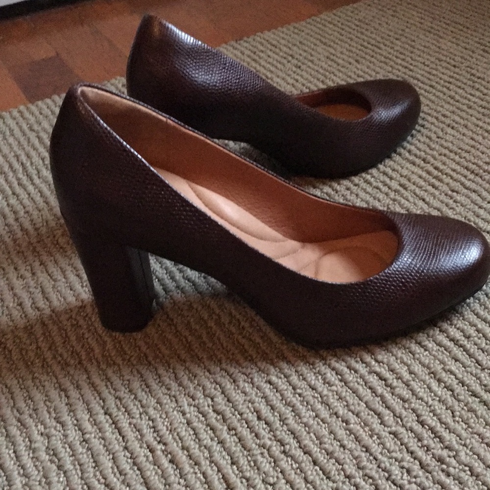 Clarks shoes